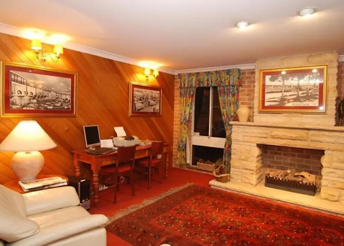The Hermitage Motel - Campbelltown
